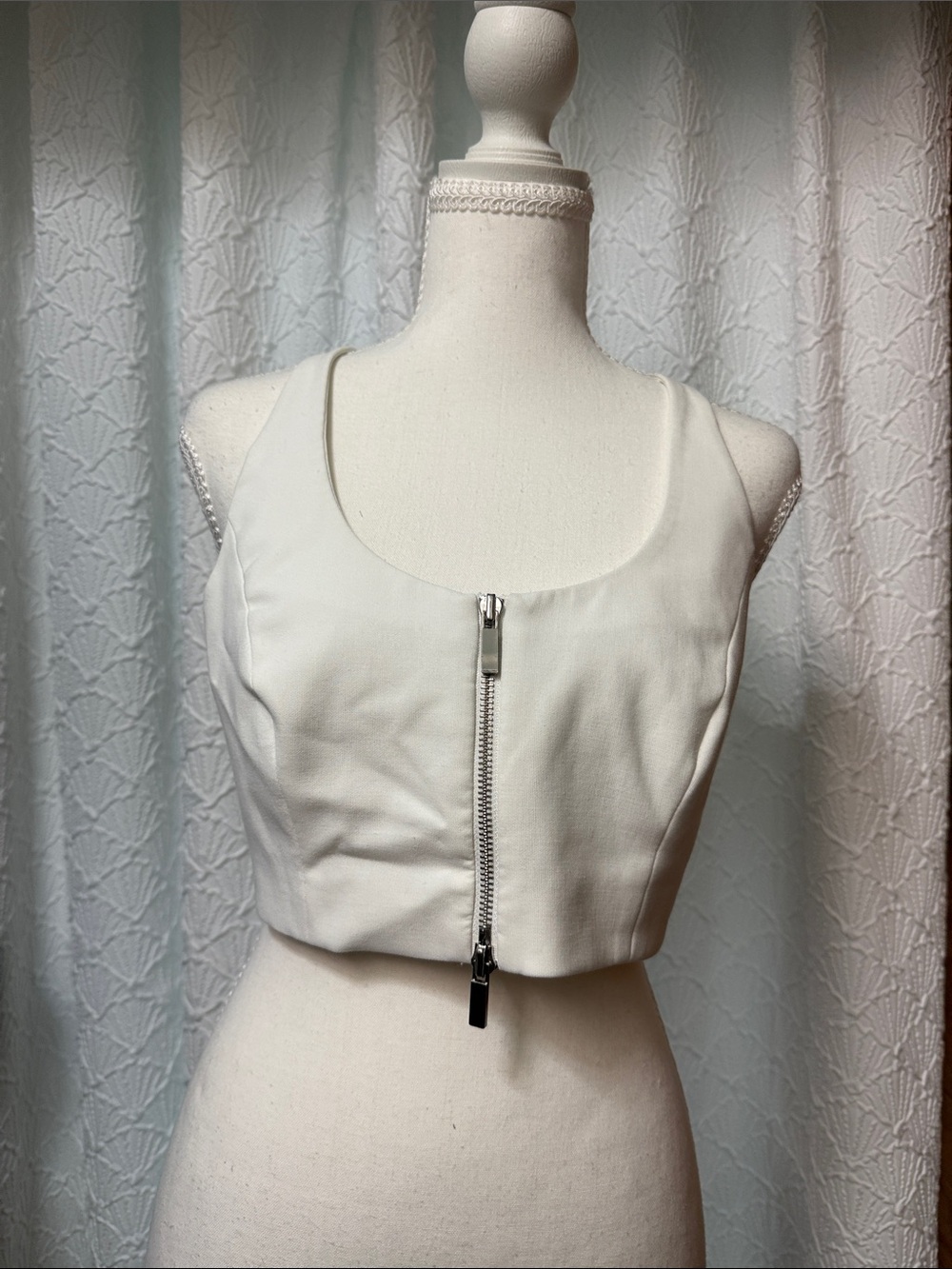 Elizabeth and James White Cropped Zip Tank